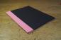 Preview: Schwarze Sammelmappe, rosa Leinen